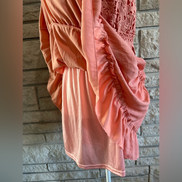 Pink tie back crochet ruffle dress - Picture 5 of 5